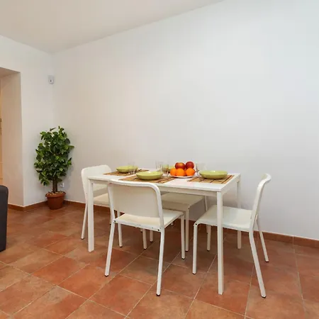 Liliamar By Interhome * יורט דה מאר